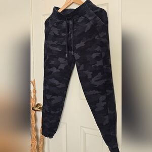 Men's Black Camo Jogger Pants
